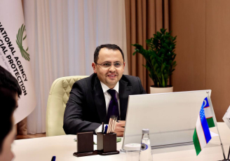 Rahbar va yoshlar uchrashuvi